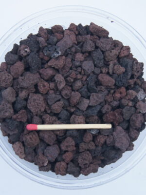 Vulkansk lava rød 2–8 mm